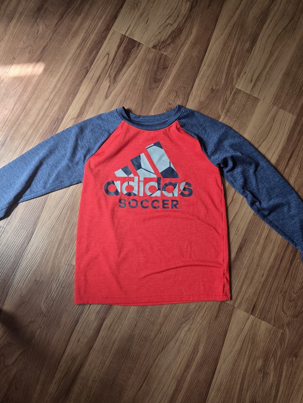 adidas Kids Long Sleeve Soccer & Football Shirts Set of 2 EUC Kids size 7 - Picture 3 of 12